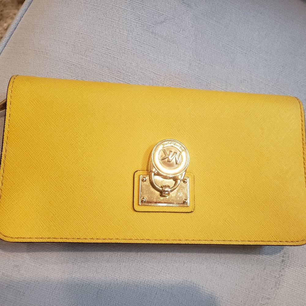 Michael Kors wallet